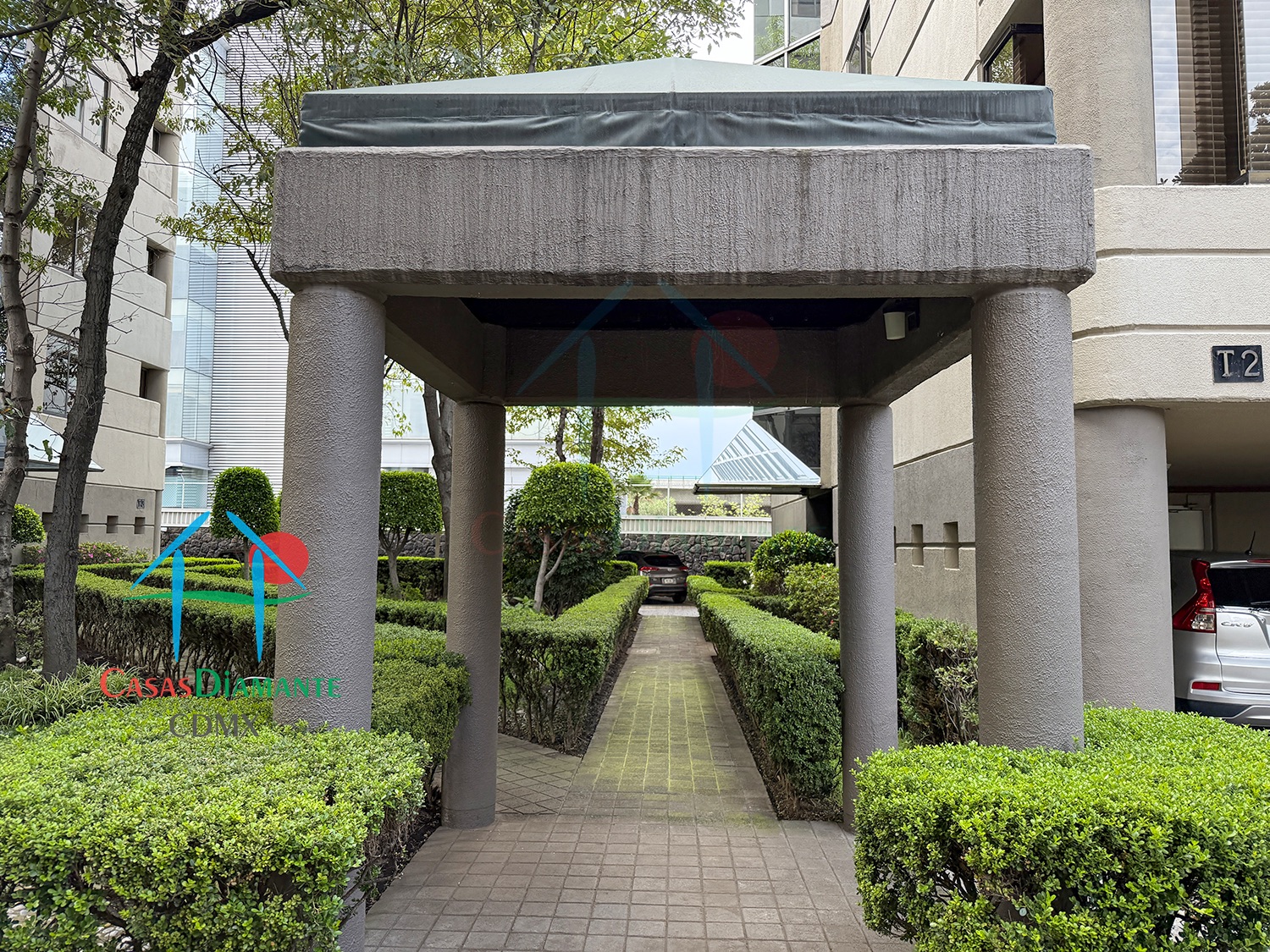 Edificio Jardines en la montaña - Pasillos 2